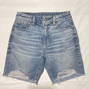 American Eagle Outfitters HI-Rise TomGirl Bermuda Jean Shorts. Distressed. Sz 0.